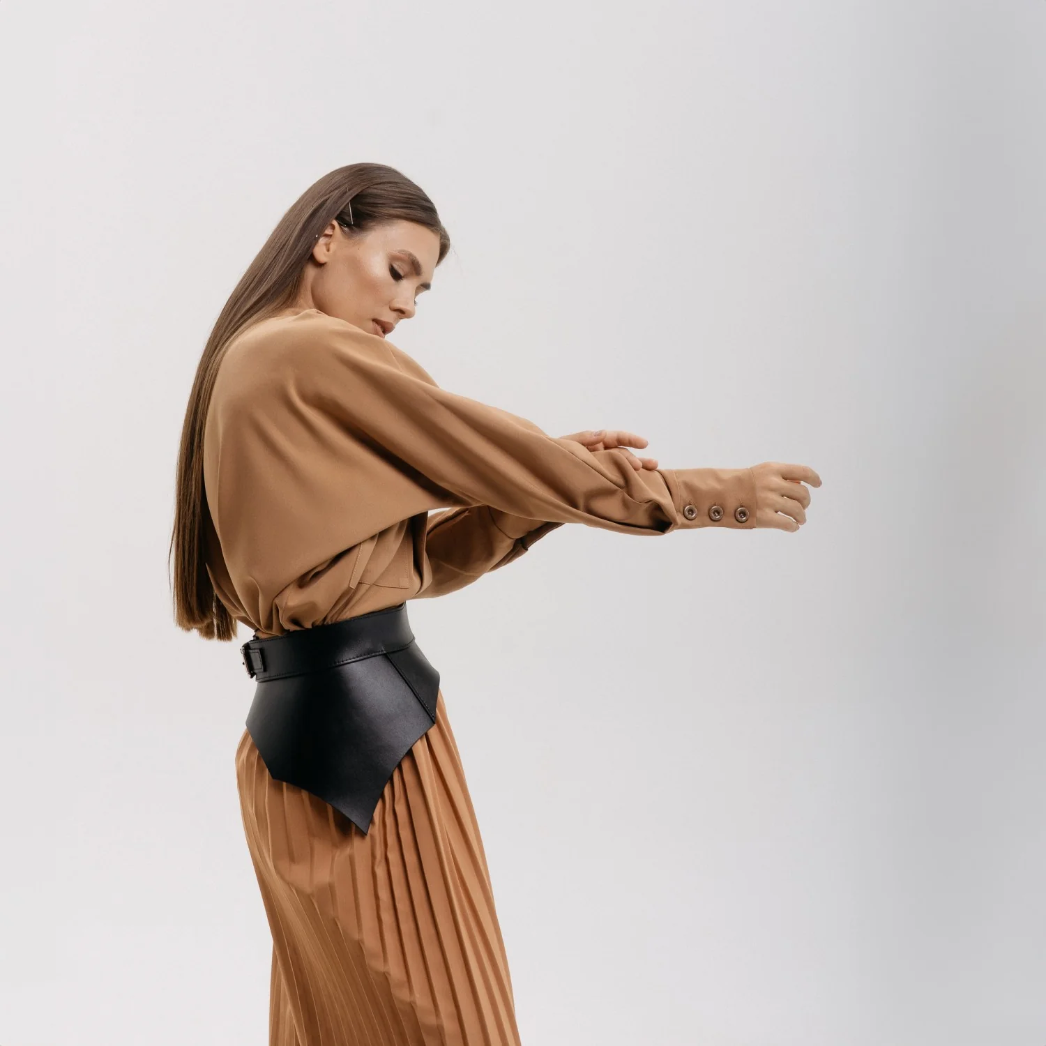 Leather Peplum Belt MAGNETITE - Image 7