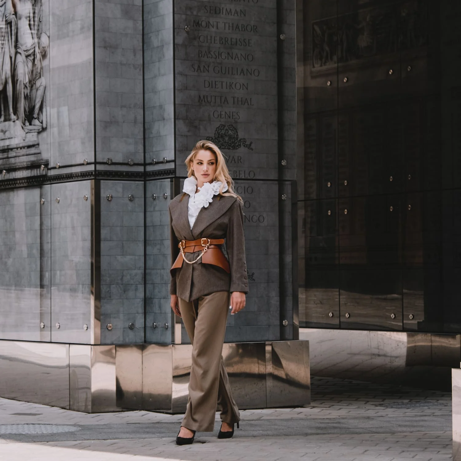 Leather Peplum Skirt With Chain ITALY - Image 8