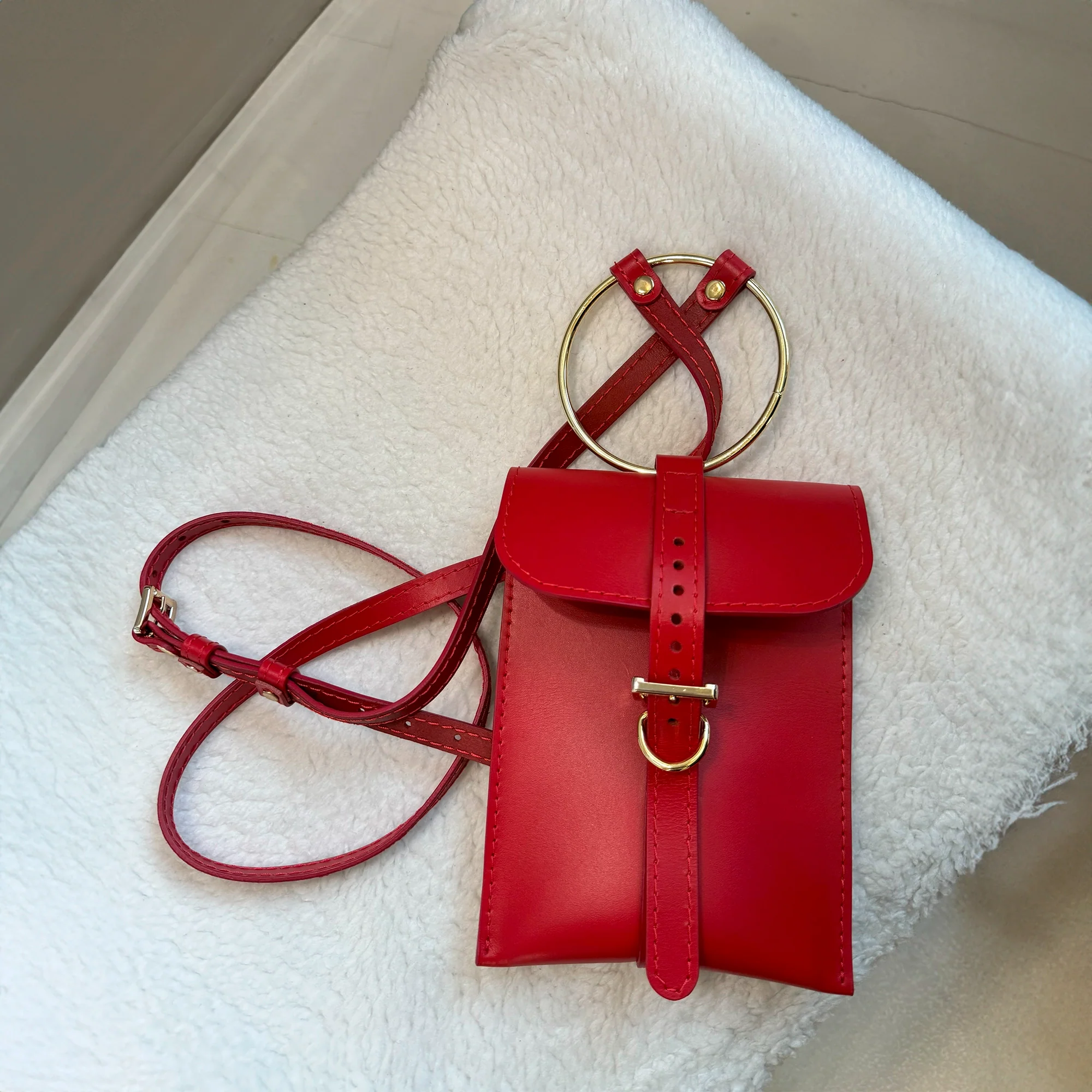 Leather Ring Sling Bag ALTA - Image 6