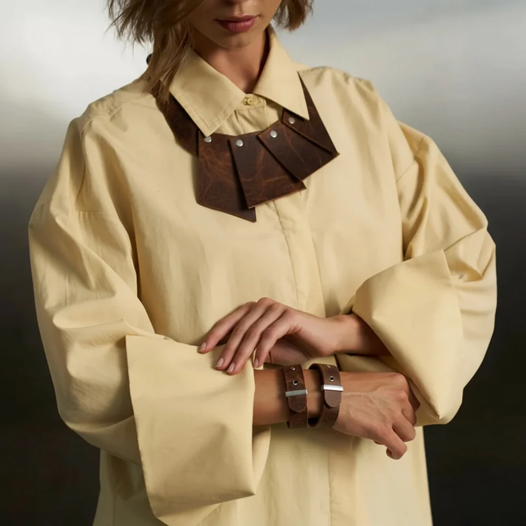 Leather Set Choker and Bracelet Nikki - Image 14