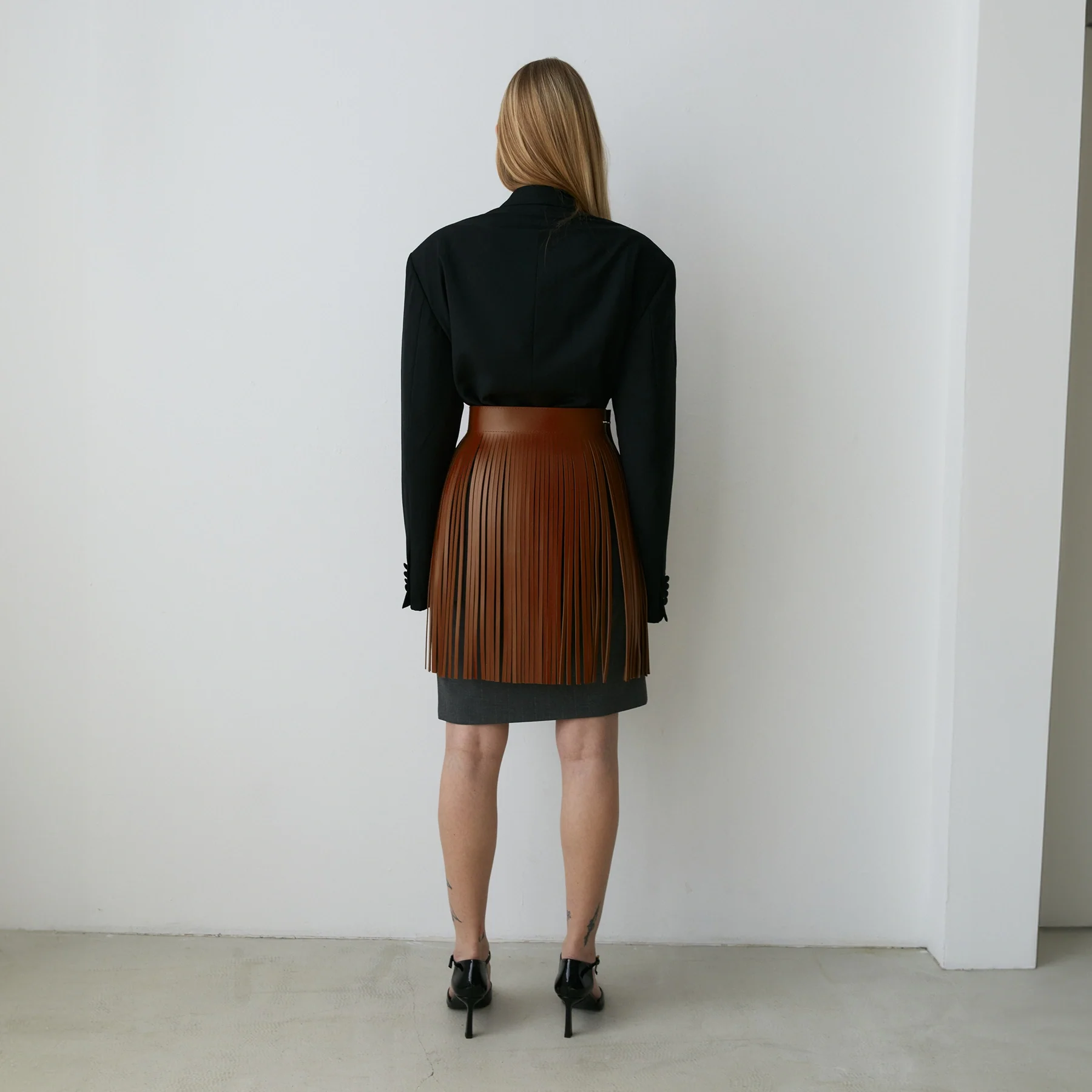 Leather Short Skirt FENDY - Image 7