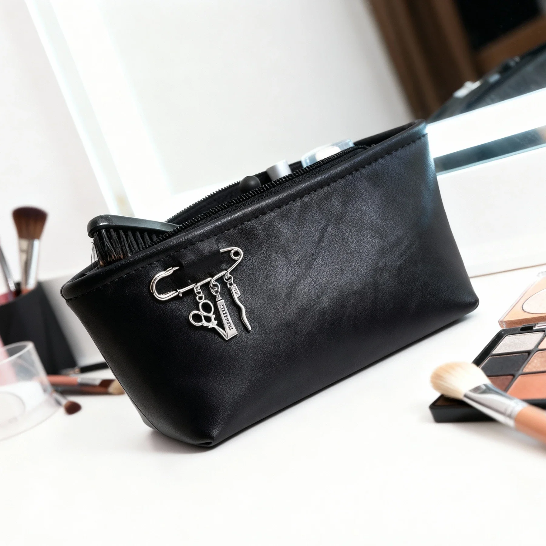 MakeUp Bag Paris - Image 8